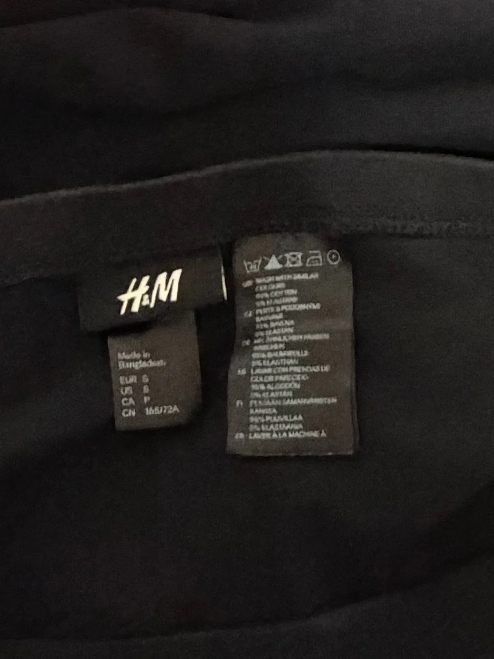 H&M Black Mini Skirt - Simple Straight Silhouette